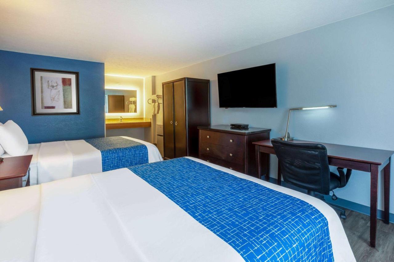 Travelodge By Wyndham Charles Town - Harpers Ferry Extérieur photo